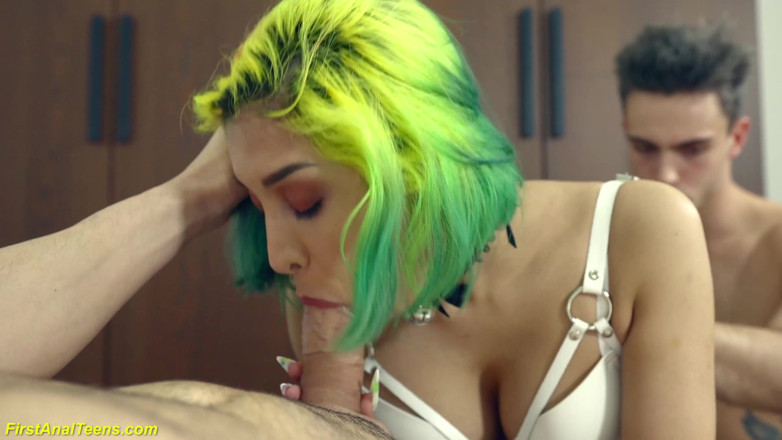 First anal teens: ロキシーの唇は、すべての穴を荒く破壊します