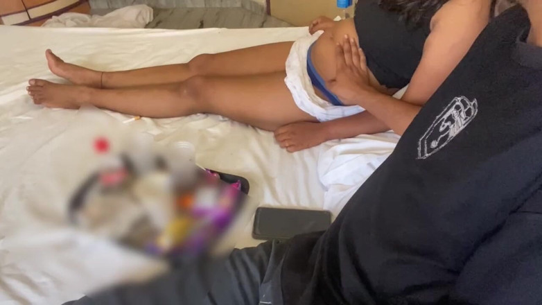 Pinkididi: Chị kế Ấn Độ bị bắt gặp đang nói chuyện với âm thanh tiếng...