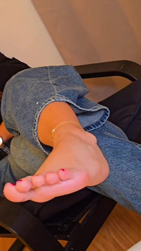 Nastavil mě přítel mé nejlepší kamarádky a nakonec spolu šukáme