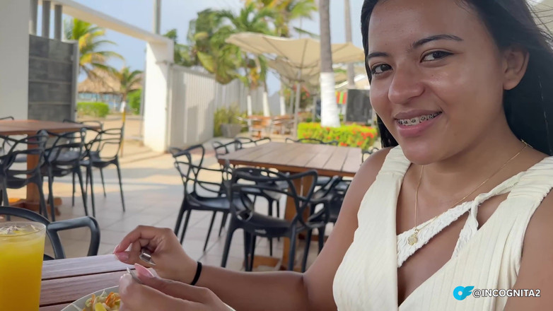 Solo_incognita: 我操一个绝望的游客