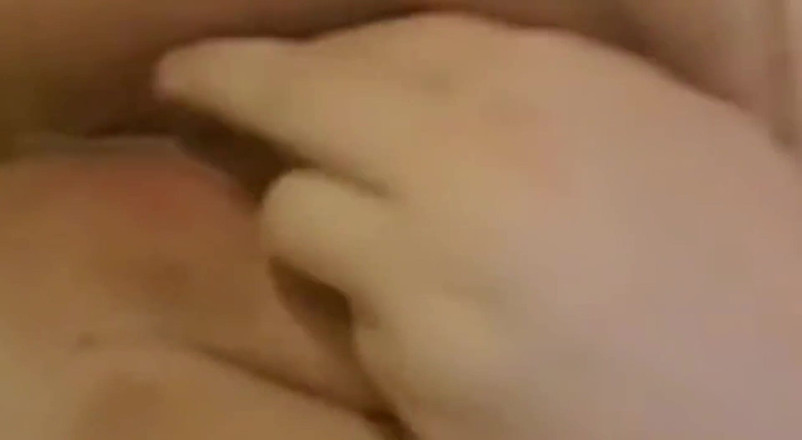 Real homemade BBW BBC porn: YoungEnglishBBW - Потираю мою толстую киску, жестко кончаю