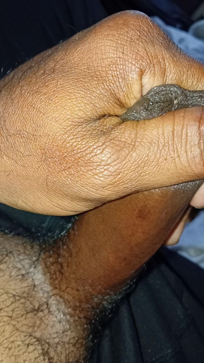 Kejken87: Solo en casa, sintiendo jugar a bordo en silencio