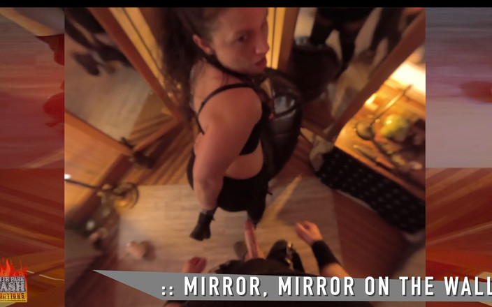 Trailer Park Trash Productions: Through the Looking Glass - Cowok Ini Ngentot Pantat Itu Habis-habisan...