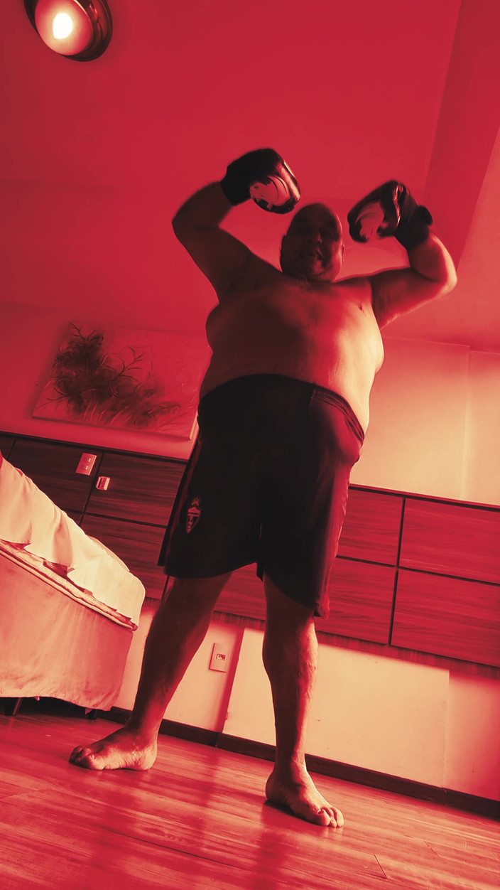 Punchbagplz: (पीओवी) अजेय चुनौती: बौबा बनाम यू