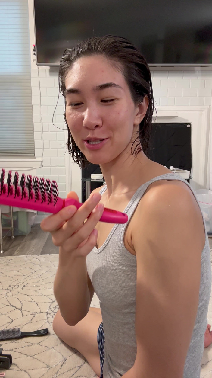 Ms_Emmy_Lynn: Gfe: Adakah Awak Akan Berus Rambut Saya