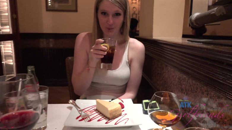 ATK Fans (Girlfriends): Vacanță virtuală în Las Vegas cu Summer Carter partea 1