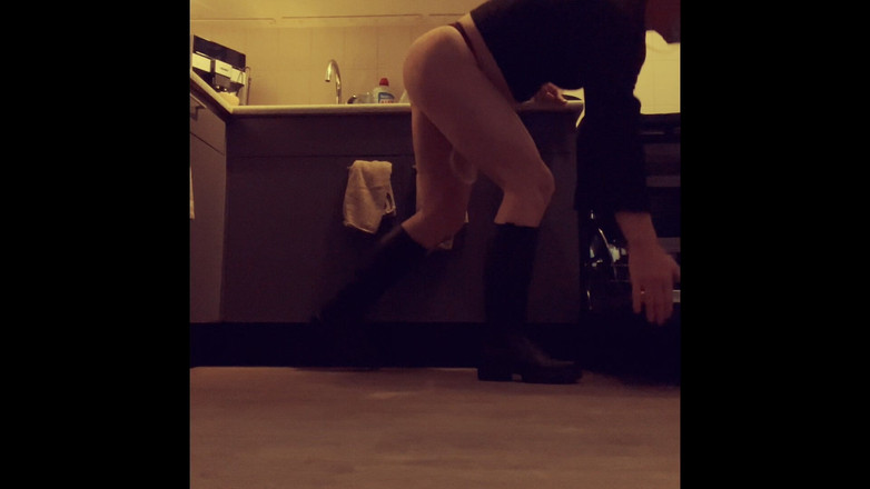 Chastityrex: Schiavo castità cateterizzato, diventa obbligato a essere una sissy