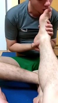 Miluji, když jsou moje nohy uctívány
