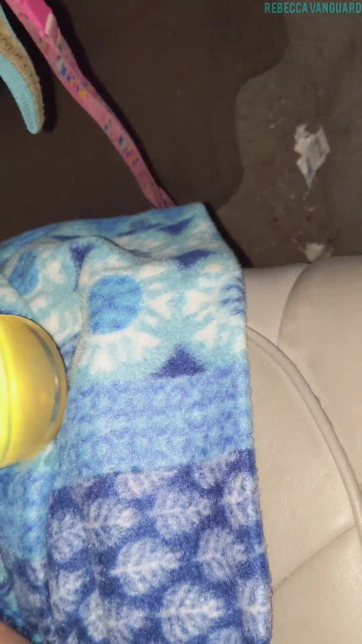 Rebecca Vanguard: Tôi nghĩ rằng tôi có thể sử dụng một chiếc...