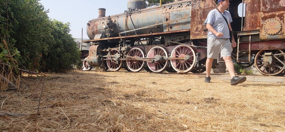 Mirko2589: Nude Near an Old Train