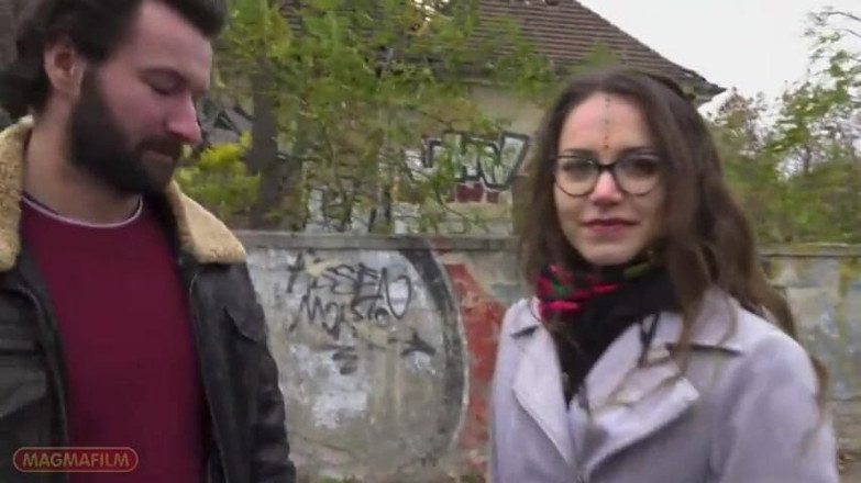 Magmafilm: Gözlüklü ve vücutlu gerçek Berlin kızı