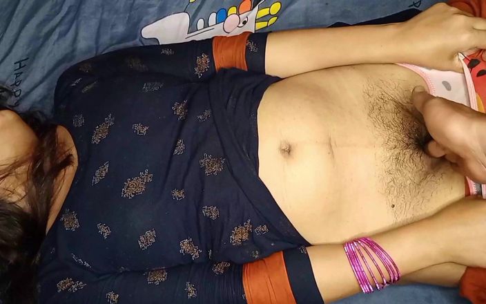 Queenrima: Vidéo maison, une femme du village trompe son mari avec...