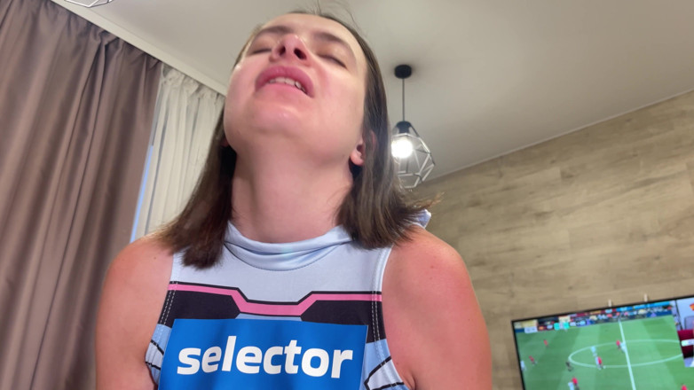 Verhiniz: Moje 18letá Nevlastní Sestra Se Nudí Sledovat Wc2026 Finále... Dostala Obrovskou...