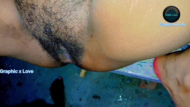 Graphic joy: Una mujer muy caliente follando con hombres desconocidos , folla muy...