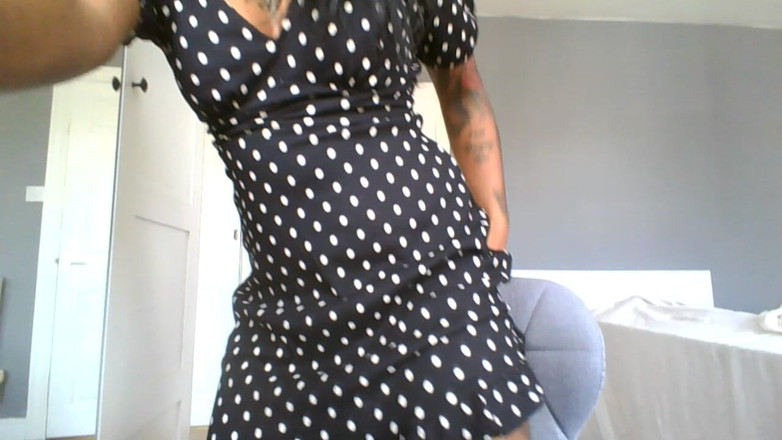 BabeXX69XX Asian MILF: Cocufiage avec une grosse noire