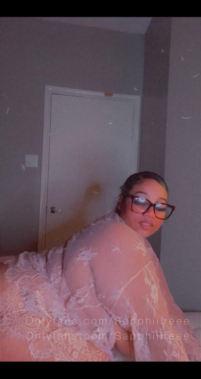 Biggdebbie solo: Biggdebbiecakez Is Such Tease