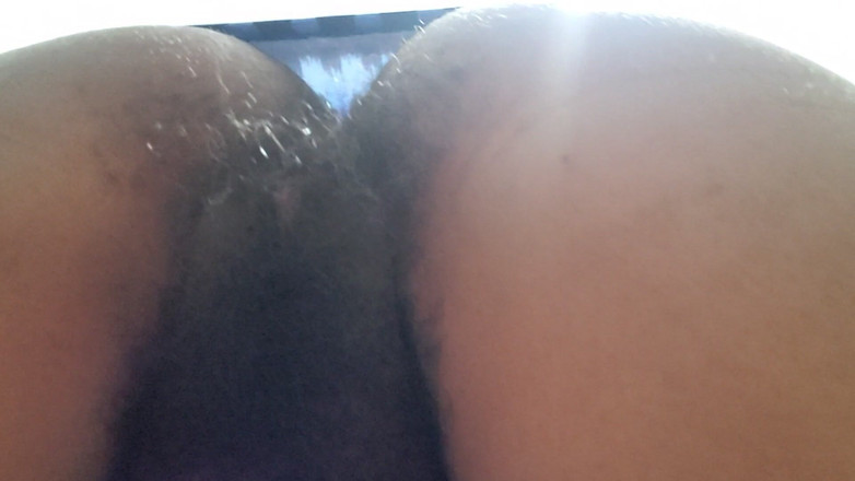 Lovemina: Cítíte se jako site na velkém čůrákovi