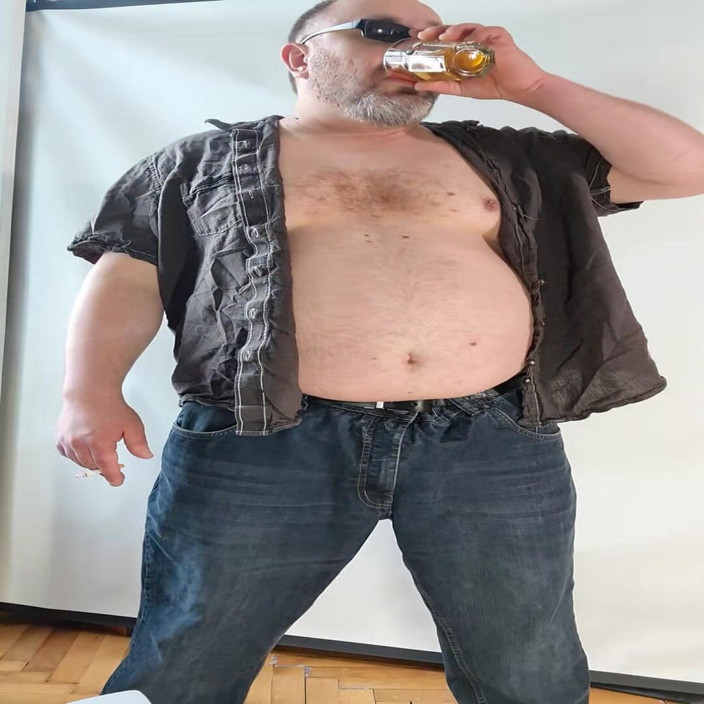 Bawdybear: Fumer et craquer dans le verre