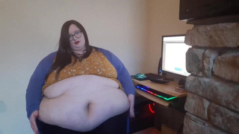 SSBBWLadyBrads: BBW secretary humiliated at work by boss. Pt 1
