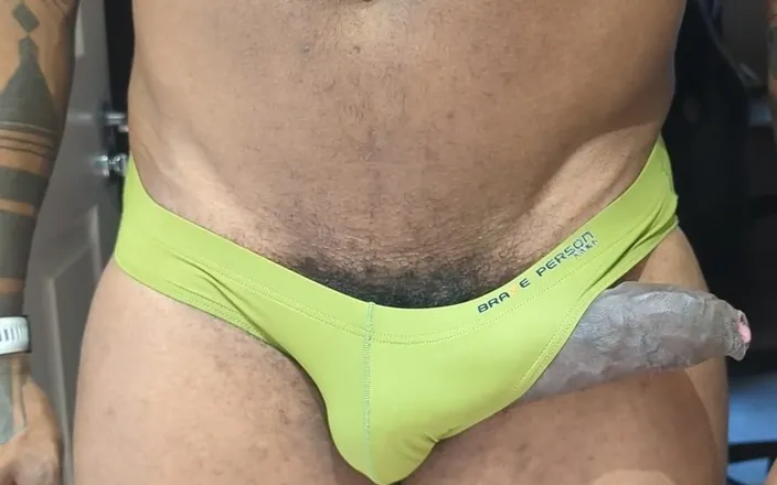 Amadeus: My Cock Was Never Going to Fit in Theses Speedo