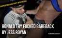 Surprise bareback party with friends: Ronald probeert zonder condoom geneukt door Jess Royan