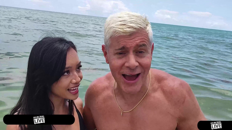 Immoral Live: Porno Dan folosit toate inel puternic agățat blondă matură și asiatică...