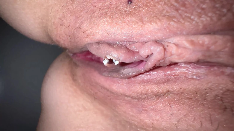 Gigi oficial: 69-year-old Man Asked Me to Film Me Peeing