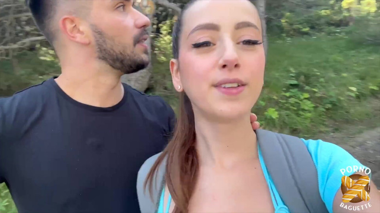 Porno Baguette: Hellolimoon, Gorgeous Woman, Loves Eating Cocks