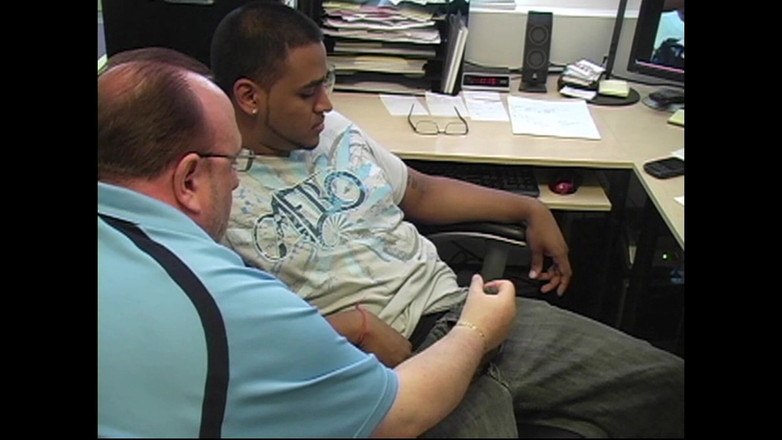 The Great Canadian Male: Jose se fait sucer