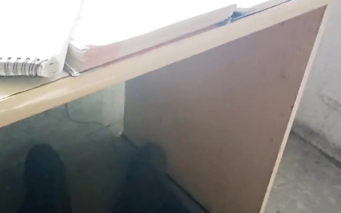213san: Aku lagi kerja di kantor dan temanku baru aja bikin...