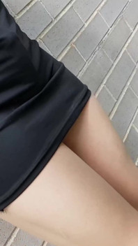 Dani_leg in Tan Pantyhose Showing off Sexy Legs