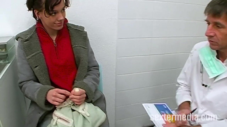 Klink by sextermedia: Teengirl's Pussy Check up with Dr. Dirty