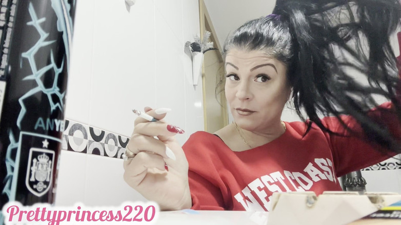 Panfil corina: Fumare in faccia