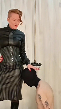 Purity of the Cane, Harsh Classic Caning, Punição Corporal Severa e Disciplina sádica de dominação feminina