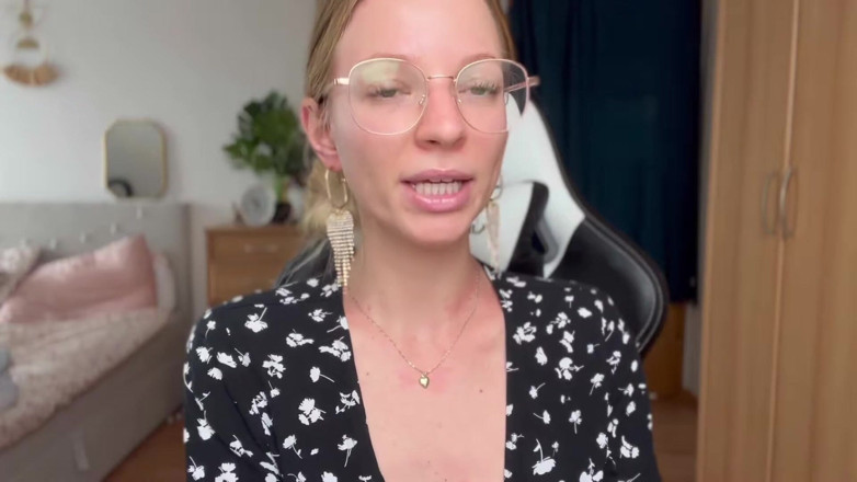Goddess_Bella_Rae: De ce Fratele Pașaport sunt beta în Deghizat