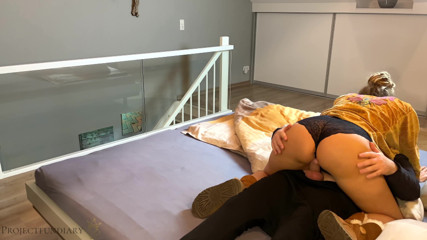 Projectsexdiary: Podvádějící žena v domácnosti dostane dvě creampie
