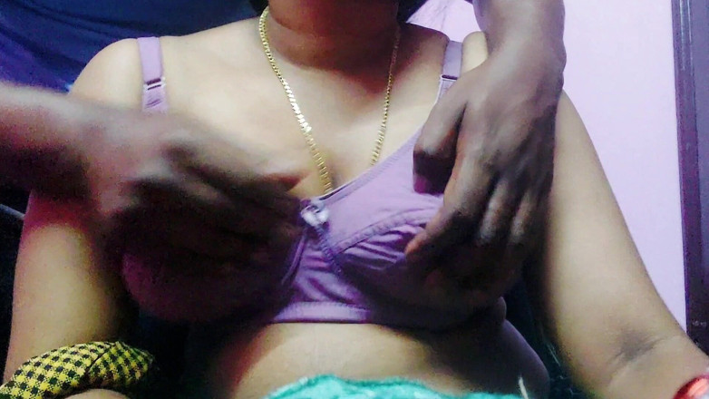 Desi Mohini: Desi india mohini fa sesso con il ragazzo delle consegne