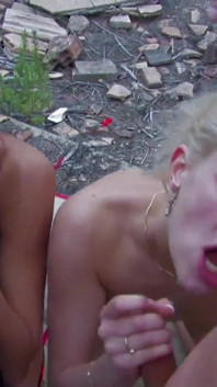 Skupinový anální sex pro tyto dvě zvrácené děvky