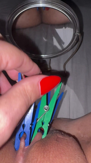 HureJacqueline: Remove Clothespins on Command
