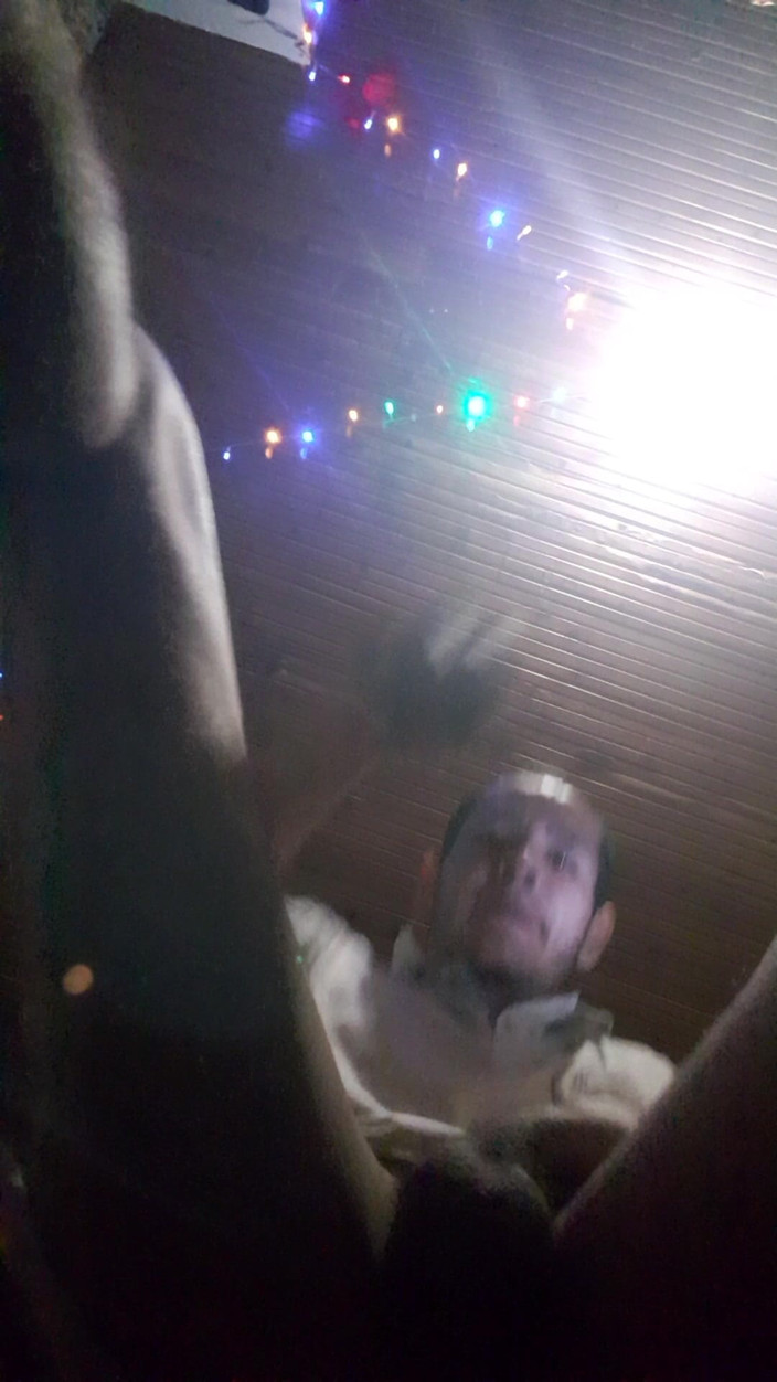 Carass: Lanternă noaptea