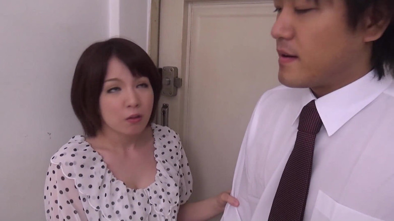 JAPAN IN LOVE: Awek Oriental Scene-3 Suri rumah Jepun yang bertetek besar menikmati...