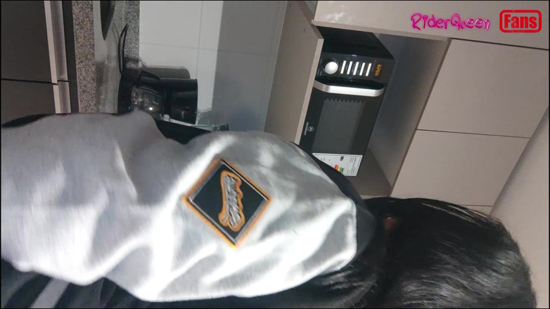 Riderqueen: Riderqueen alone, MILF BBW PAWG - vidéo pour les fans