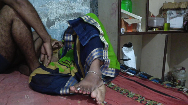 Satisfie63: Bhabhi India percintaan awek bogel sendiri