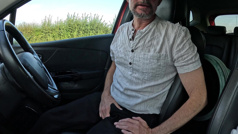 Rockardglans: Hot Dilf Talking Dirty, Wanking and Cumming in the Car...