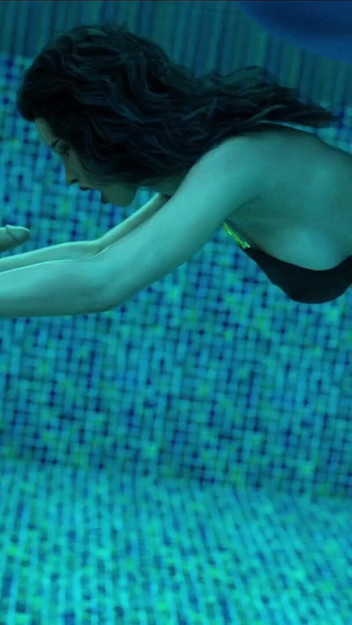 Big Tits MILF Gets Cum by the Pool Milfy City 34