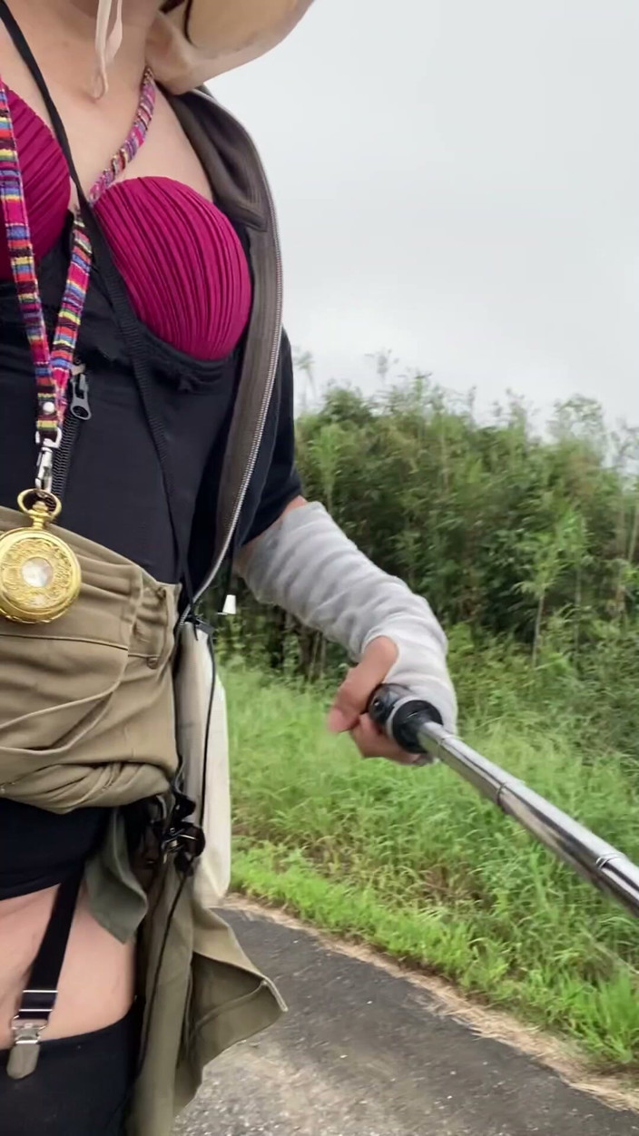 megu2002: No. 318 Masturbating on a Country Road