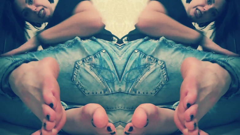 Goddess Misha Goldy: Pieds nus en jean, coaching masturbatoire, CEI