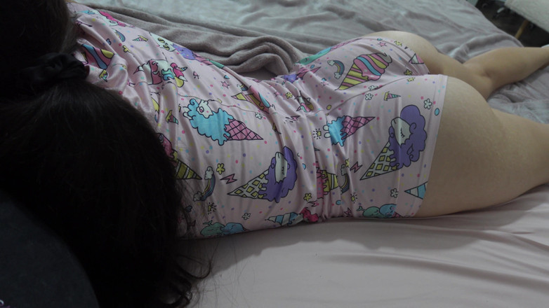 AmayaMori: मैंने अपनी भारतीय पत्नी को चोदा क्योंकि उसकी बड़ी गांड है और मेरा लंड इसे चाहता था इसलिए मैंने उसकी चूत में वीर्य डाला और चुंबन किया