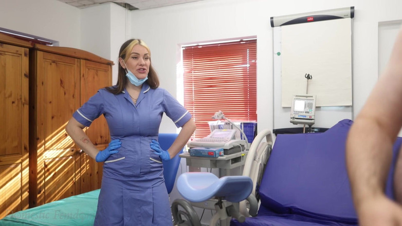 Domestic femdom: Sestřička Mcqueen Má Trest Za Cudnost