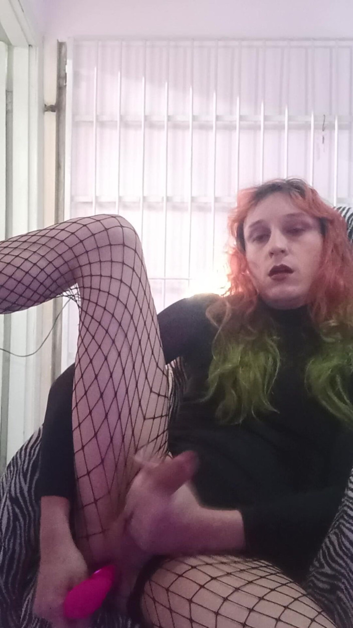 Nyxie Branco: Toy And Sissyhypno